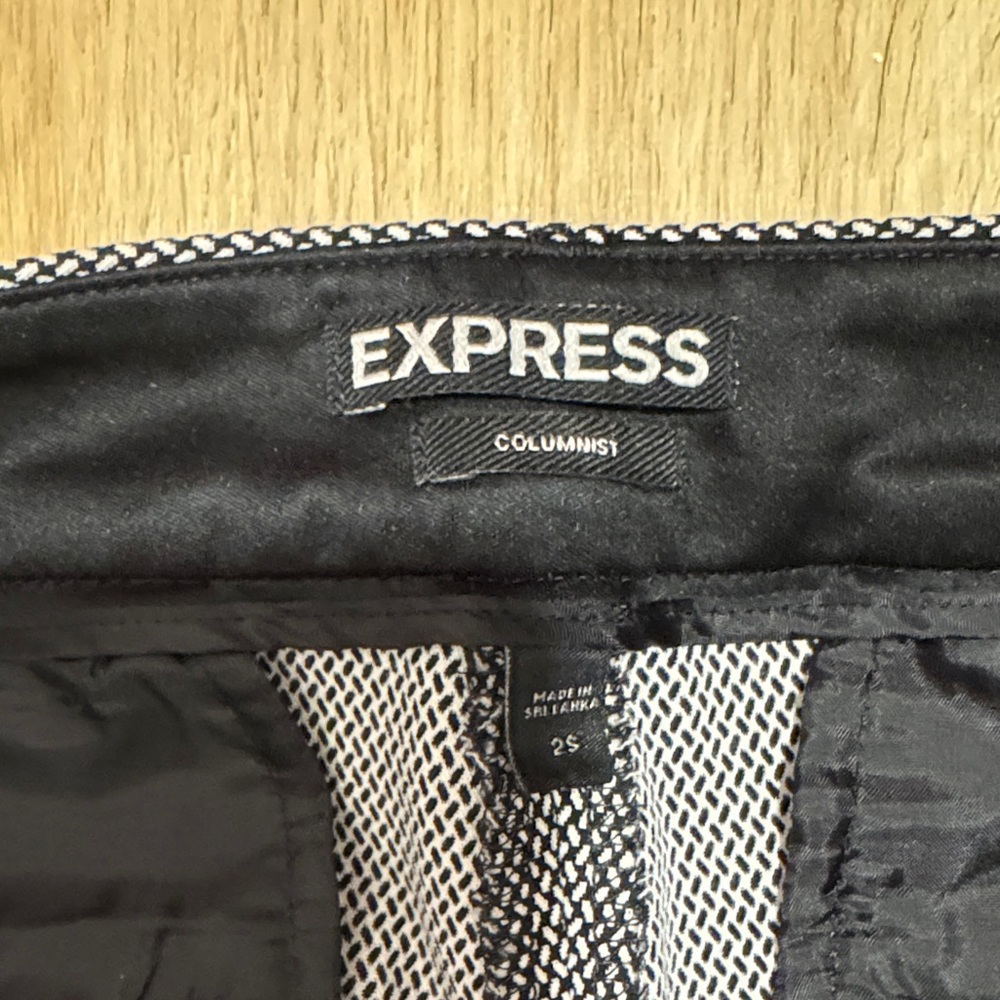 Express Patterned Columnist Pant - Picture 2 of 4